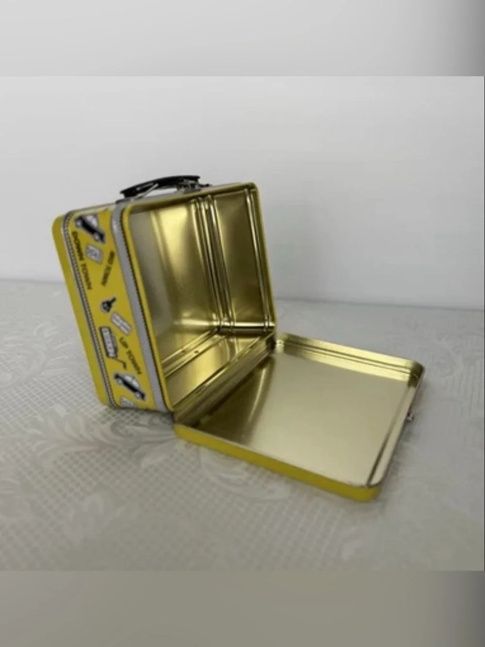 Vintage 1980s Taxi Tv Show Cast Metal  Lunchbox - Retro Yellow Tin